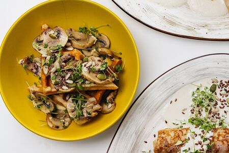 Вафли с хумусом и грибами