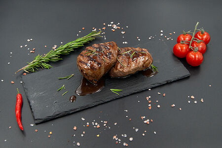 Медальоны из говяжьей вырезки