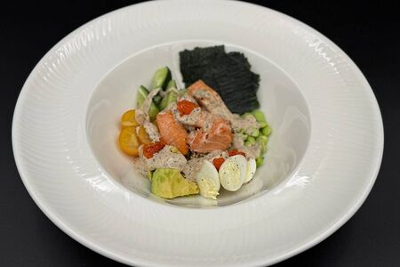 Боул с лососем