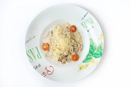 Фетучини с куриным филе в сливочном соусе