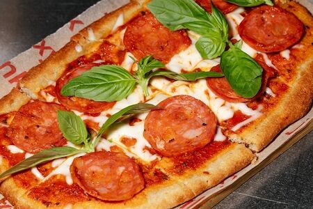 Кето-пицца Пепперони