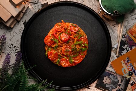 Удон с томатами и цукини