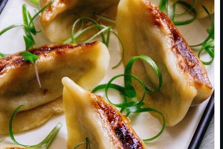 Жарено-паровые пельмени по Гонконгскому рецепту 12 шт.