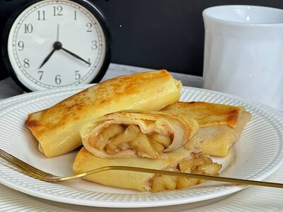 Блинчики с яблоком и грецким орехом (готовый продукт)