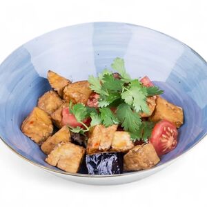 Салат с хрустящими баклажанами