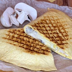 Кесадилья с ветчиной и сыром 