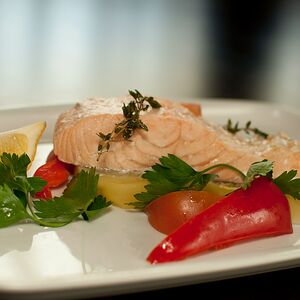 Стейк из семги на пару