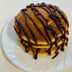 Панкейки с шоколадным топпингом