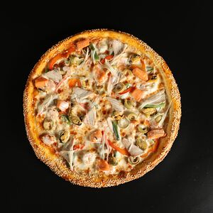 Пицца с морской начинкой
