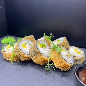 Темпура креветка и манго 