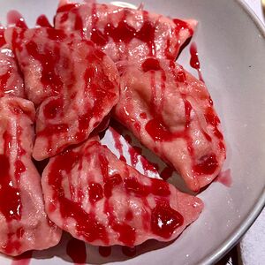 Вареники с пряной вишней