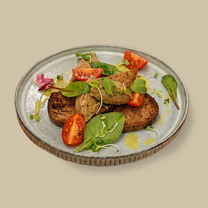 Грибной паштет с ремесленным хлебом