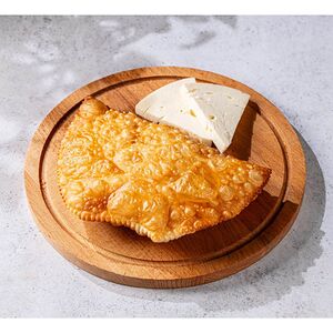 Чебурек с сыром