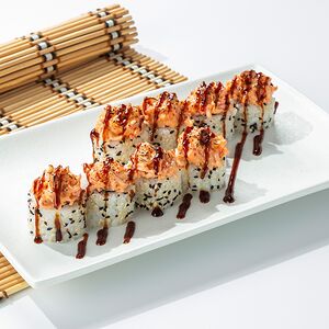 Ролл Саппоро с крабом и авокадо