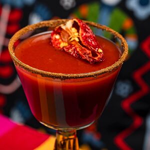 Сангрита томатный, кисло-острый напиток