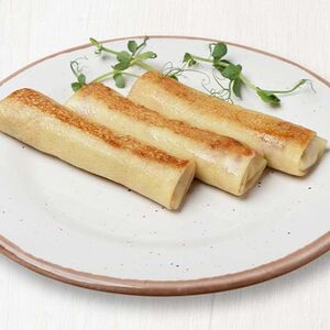 Блины с курицей и жареным луком 