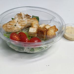 Салат Цезарь с куриной грудкой