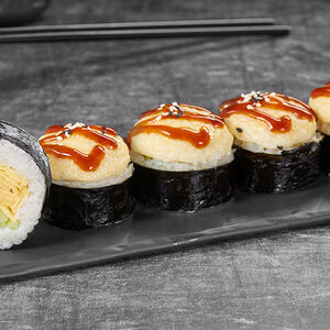 Ролл Крабьен запеченный