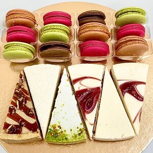 Сет Чизкейки и французские макаронс