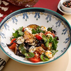 Салат с хрустящими баклажанами