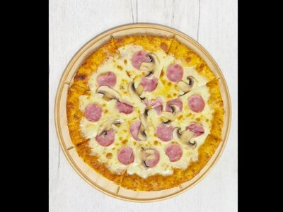 Пицца с ветчиной и грибами 