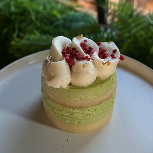 Фисташка-малина