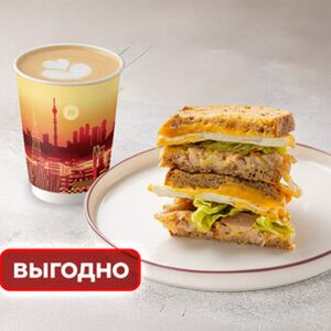 Сэндвич и напиток