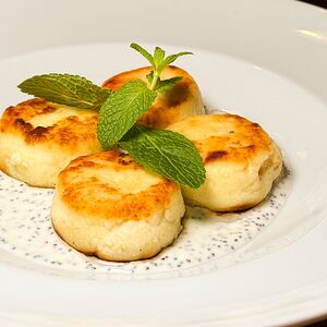 Сырники с маковым кремом