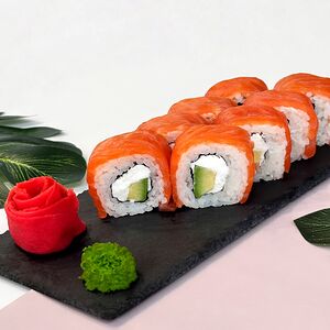 Шеф-ролл филадельфия с авокадо