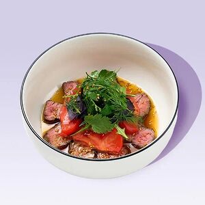 Стейк-салат с Денвером и запечённым перцем