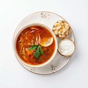 Солянка мясная