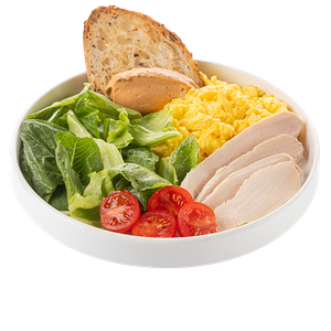 Сытный завтрак с курицей