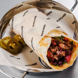 Лепешка роти с брискетом 