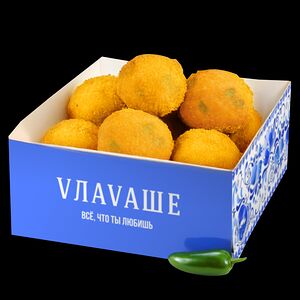 Шарики из моцареллы с халапеньо