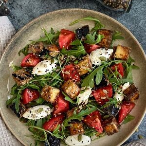 Салат с хрустящими баклажанами