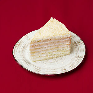 Торт Молочная девочка Кусочек