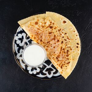 Кутабы с сыром и томатами