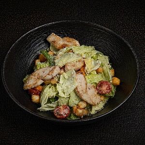 Цезарь с курицей