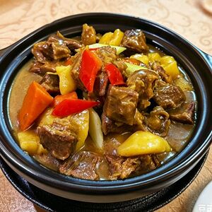 Тушеная говяжья пашина в соусе карри
