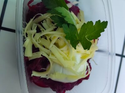 Салат из свеклы с сыром