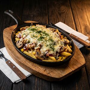 Сковородка барбекю с мясом птицы