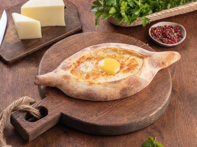 Хачапури по-аджарски
