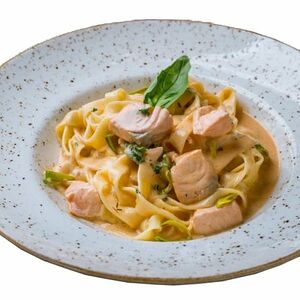 Паста с лососем