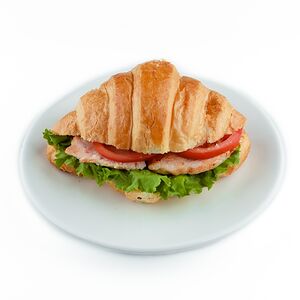 Круассан с куриным филе