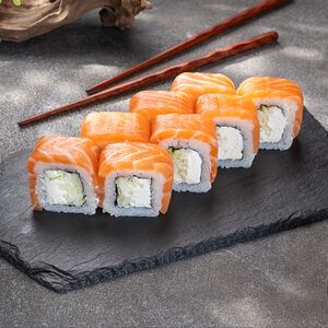 Ролл Мурманская Филадельфия с яблоком 