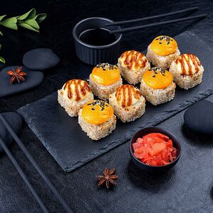 Запечённый ролл Крем-бекон