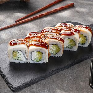 Ролл Канада с угрём