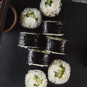 Ролл с огурцом