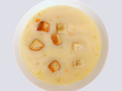 Суп сливочный с сухариками