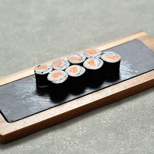 Ролл Сяке маки